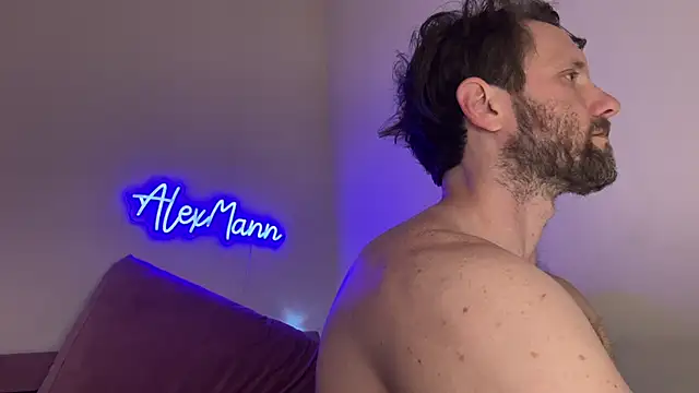 Snapshot of alexmannd chatting on 13, 12, 2025 alexmannd online show from 13, 12, 2025