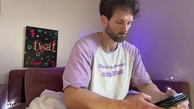 Snapshot of alexmannd chatting on 17, 12, 2025 alexmannd online show from 17, 12, 2025