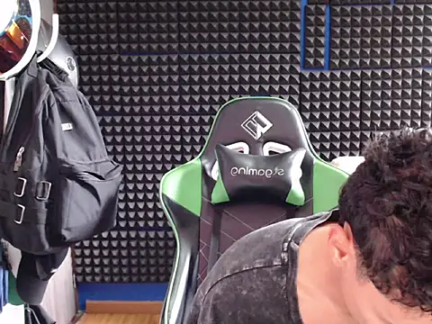 Curly Angel24 online show from 1, 10, 2025