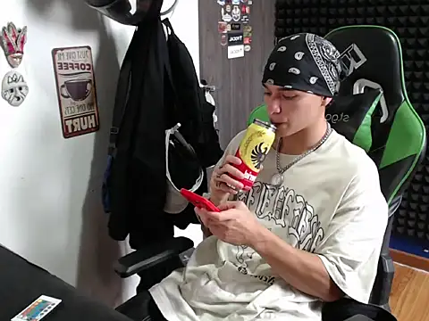 Curly Angel24 online show from 6, 4, 2026