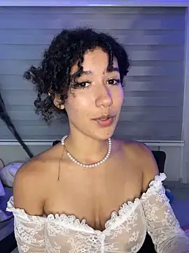 Snapshot of Lovely_Janeth chatting on 10, 10, 2025 Lovely Janeth online show from 10, 10, 2025