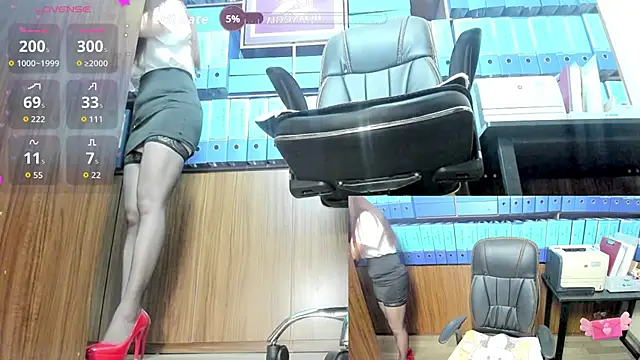 Snapshot of Office_Sexy chatting on 22, 9, 2025 Office Sexy online show from 22, 9, 2025