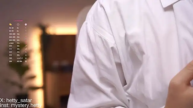 Snapshot of Hetty_satar chatting on 16, 10, 2025 Hetty satar online show from 16, 10, 2025