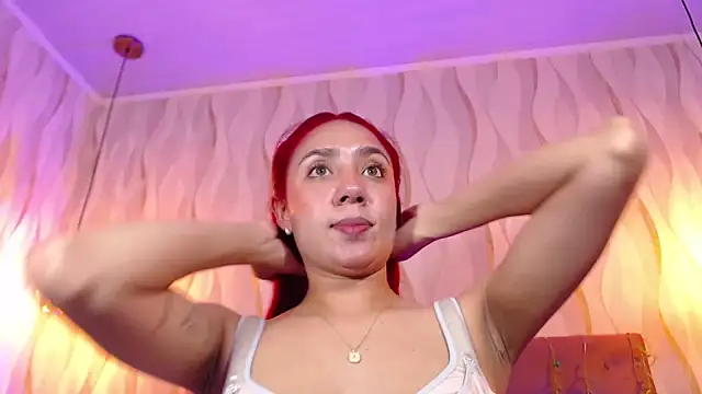 Snapshot of IsabelaLatina chatting on 23, 9, 2025 IsabelaLatina online show from 23, 9, 2025