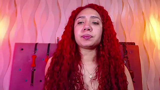 Snapshot of IsabelaLatina chatting on 24, 2, 2026 IsabelaLatina online show from 24, 2, 2026