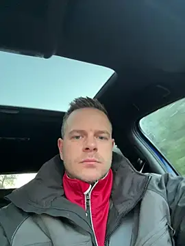 Snapshot of Danii0790 chatting on 8, 11, 2025 Danii0790 online show from 8, 11, 2025