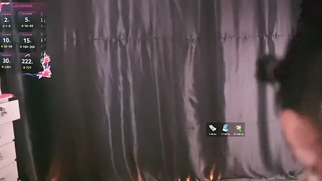 Snapshot of Sisirojas chatting on 28, 10, 2025 Sisirojas online show from 28, 10, 2025