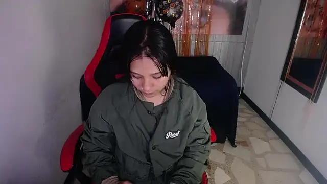 Charis 21 online show from 2, 11, 2025