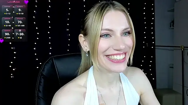 Snapshot of Lilianna_Just chatting on 3, 3, 2025 Lilianna Just online show from 3, 3, 2025