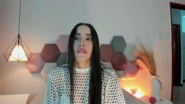 NoraDasilva online show from 26, 10, 2025