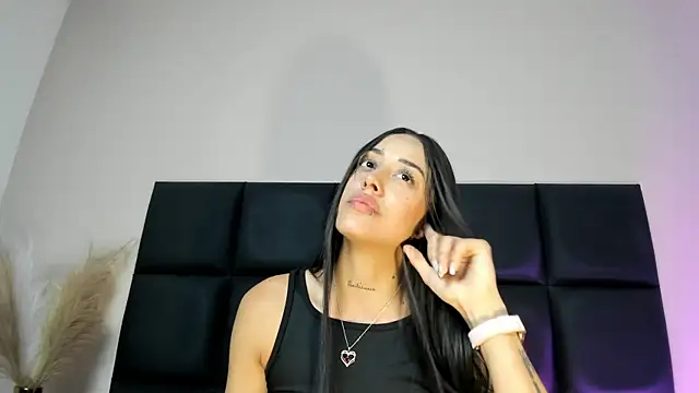 NoraDasilva online show from 5, 2, 2026