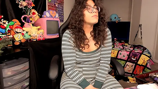 ShinyCherub online show from 4, 11, 2025