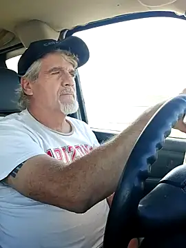 Snapshot of TTolbert chatting on 13, 1, 2025 TTolbert online show from 13, 1, 2025