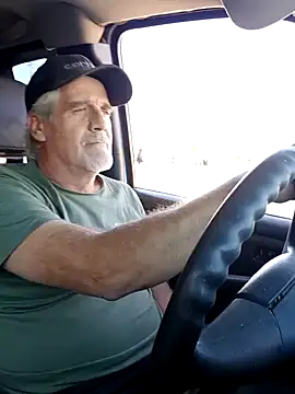 Snapshot of TTolbert chatting on 21, 1, 2025 TTolbert online show from 21, 1, 2025