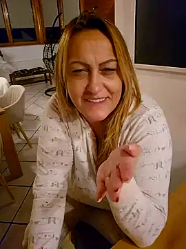 Snapshot of Isabellaa04 chatting on 7, 12, 2024 Isabellaa04 online show from 7, 12, 2024