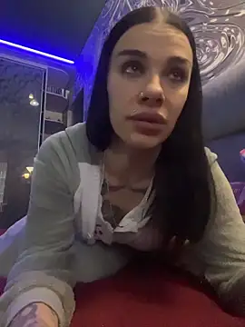 Queen of pain online show from 23, 12, 2025