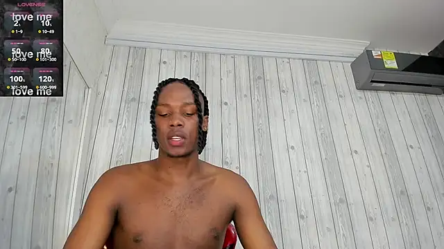 Snapshot of DominicSccott chatting on 2, 2, 2025 DominicSccott online show from 2, 2, 2025