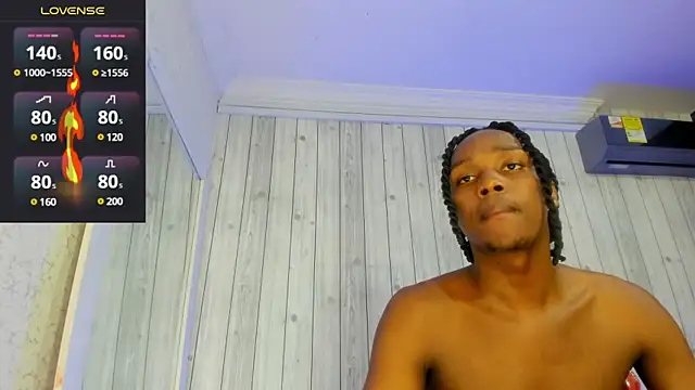 Snapshot of DominicSccott chatting on 5, 2, 2025 DominicSccott online show from 5, 2, 2025