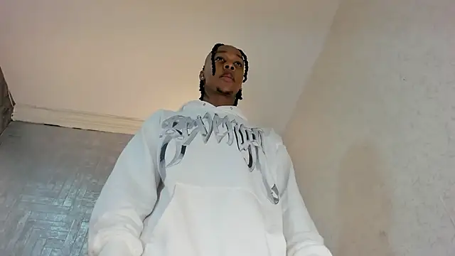 Snapshot of DominicSccott chatting on 12, 10, 2025 DominicSccott online show from 12, 10, 2025