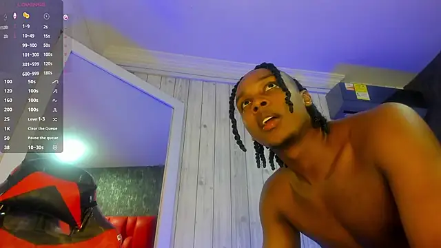 Snapshot of DominicSccott chatting on 21, 10, 2025 DominicSccott online show from 21, 10, 2025