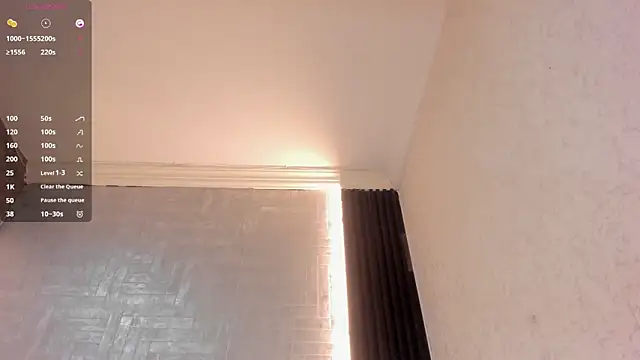 Snapshot of DominicSccott chatting on 4, 11, 2025 DominicSccott online show from 4, 11, 2025