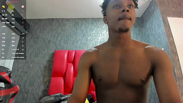 Snapshot of DominicSccott chatting on 25, 11, 2025 DominicSccott online show from 25, 11, 2025