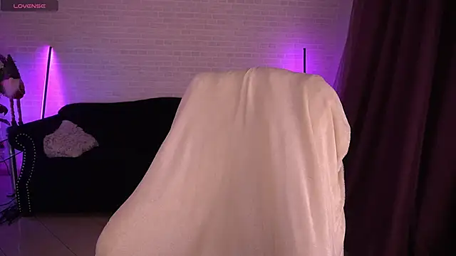 Snapshot of Daenerys_Daenn chatting on 14, 1, 2025 Daenerys Daenn online show from 14, 1, 2025