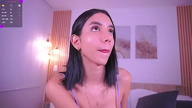 Snapshot of LillyThompson chatting on 17, 1, 2025 LillyThompson online show from 17, 1, 2025