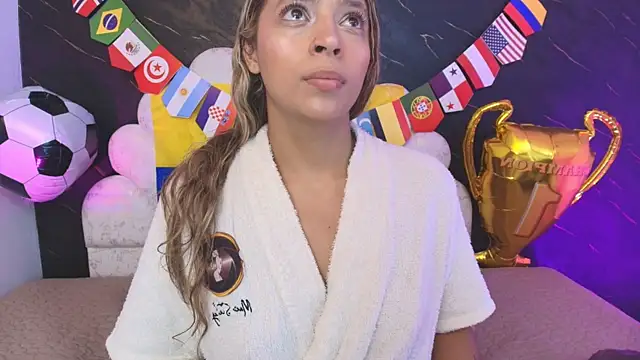  MiaBrown  online show from 15, 7, 2026