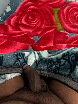 Snapshot of Honeydick7 chatting on 8, 10, 2025 Honeydick7 online show from 8, 10, 2025