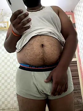 Snapshot of Honeydick7 chatting on 1, 12, 2025 Honeydick7 online show from 1, 12, 2025