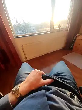 jk1981jk online show from 10, 3, 2025