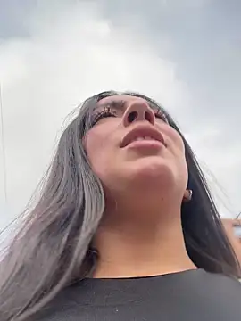 Nicollemays online show from 7, 2, 2025