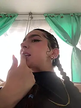 Nicollemays online show from 17, 3, 2025