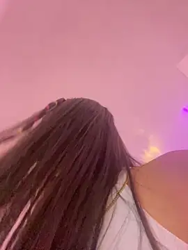 Nicollemays online show from 21, 3, 2025