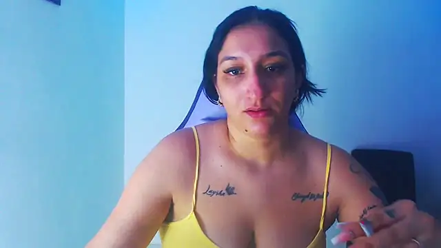 Snapshot of liz_dirty chatting on 27, 11, 2025 liz dirty online show from 27, 11, 2025