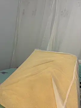 Snapshot of Aleja_DANS chatting on 6, 3, 2025 Aleja DANS online show from 6, 3, 2025