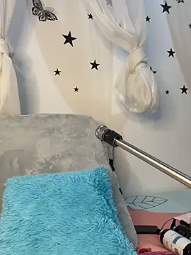 Snapshot of Aleja_DANS chatting on 23, 10, 2025 Aleja DANS online show from 23, 10, 2025