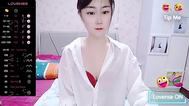 Elvira baby online show from 6, 2, 2025