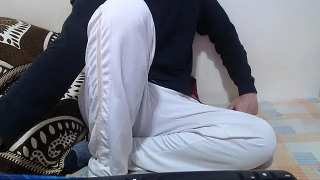 Alexdelarge323 online show from 12, 3, 2026