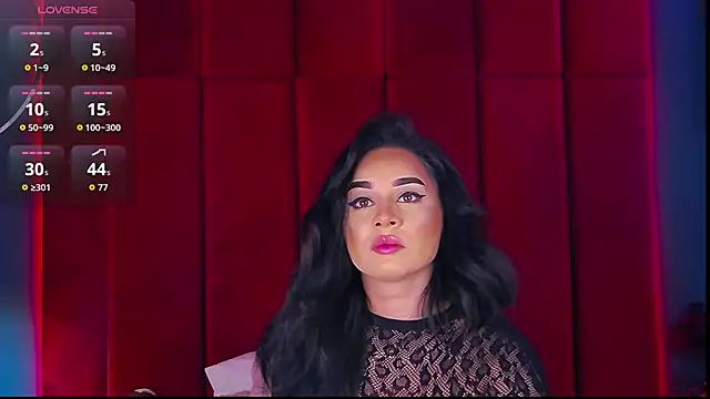 MadyLuxxx online show from 18, 11, 2025