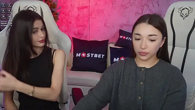 Jasmine Flow online show from 17, 12, 2024