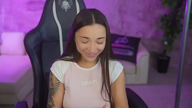 Jasmine Flow online show from 25, 10, 2025