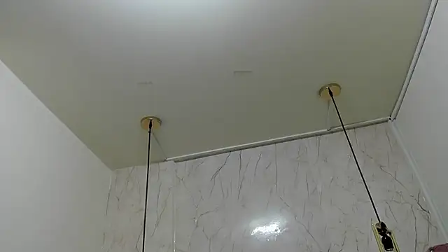 nalalye cruzz  online show from 25, 1, 2025