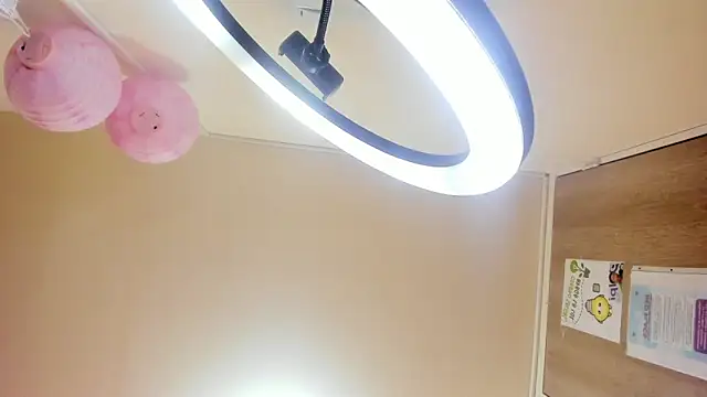 nalalye cruzz  online show from 26, 2, 2025