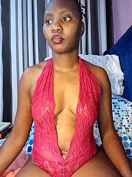 Snapshot of luxusroyce chatting on 22, 3, 2025 luxusroyce online show from 22, 3, 2025