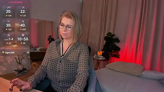 Annie Light online show from 6, 4, 2026