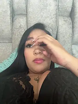 Snapshot of Luisa_Fernandaa chatting on 25, 9, 2025 Luisa Fernandaa online show from 25, 9, 2025