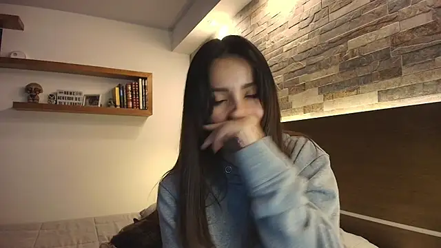 Snapshot of alicewilloww chatting on 15, 10, 2025 alicewilloww online show from 15, 10, 2025