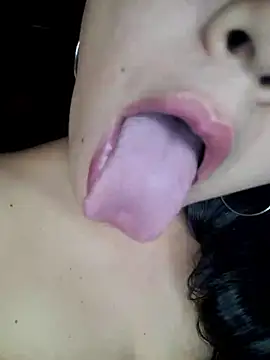 Snapshot of alison_villalobo chatting on 17, 1, 2026 alison villalobo online show from 17, 1, 2026